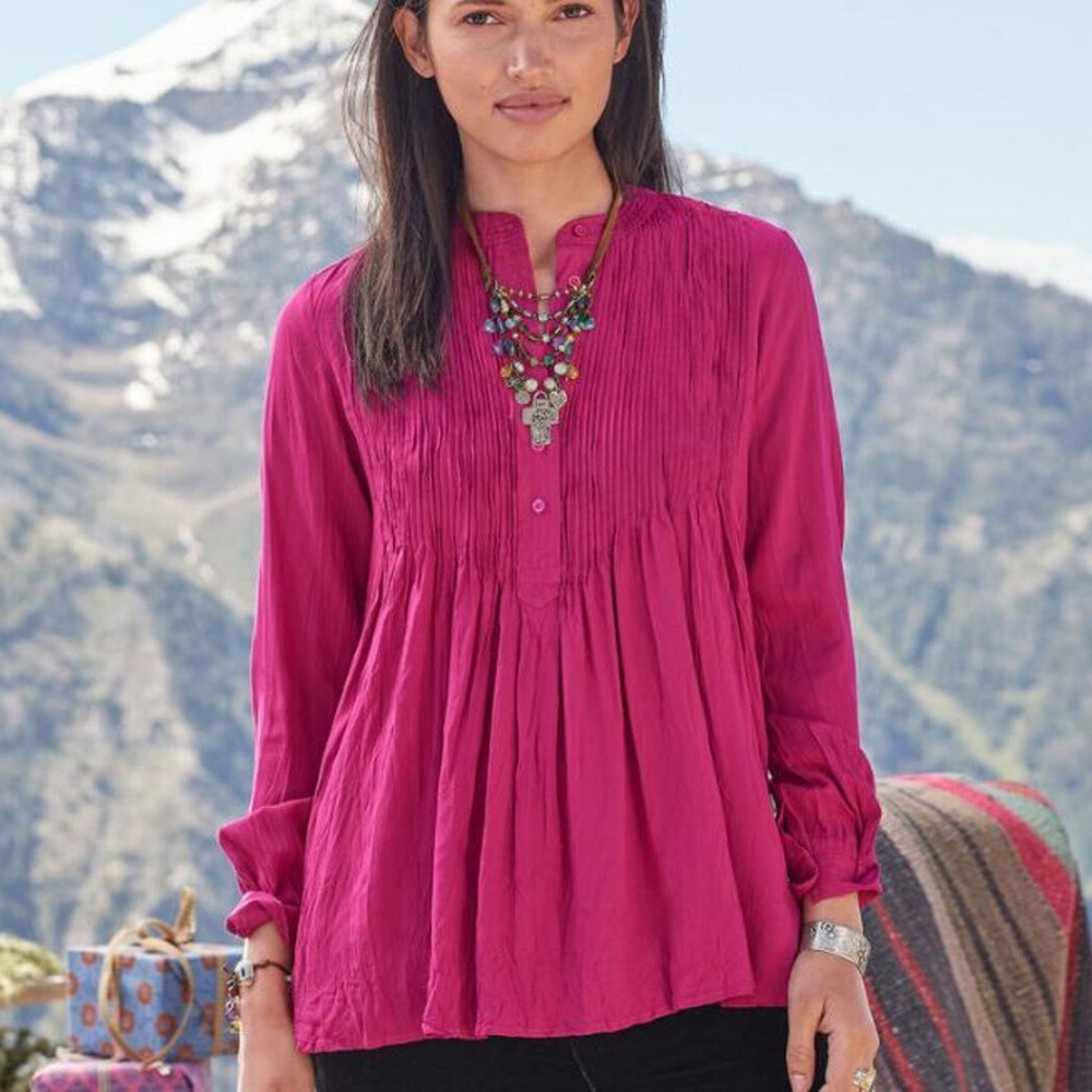 Sundance Mystic Falls Magenta Top Large NWT